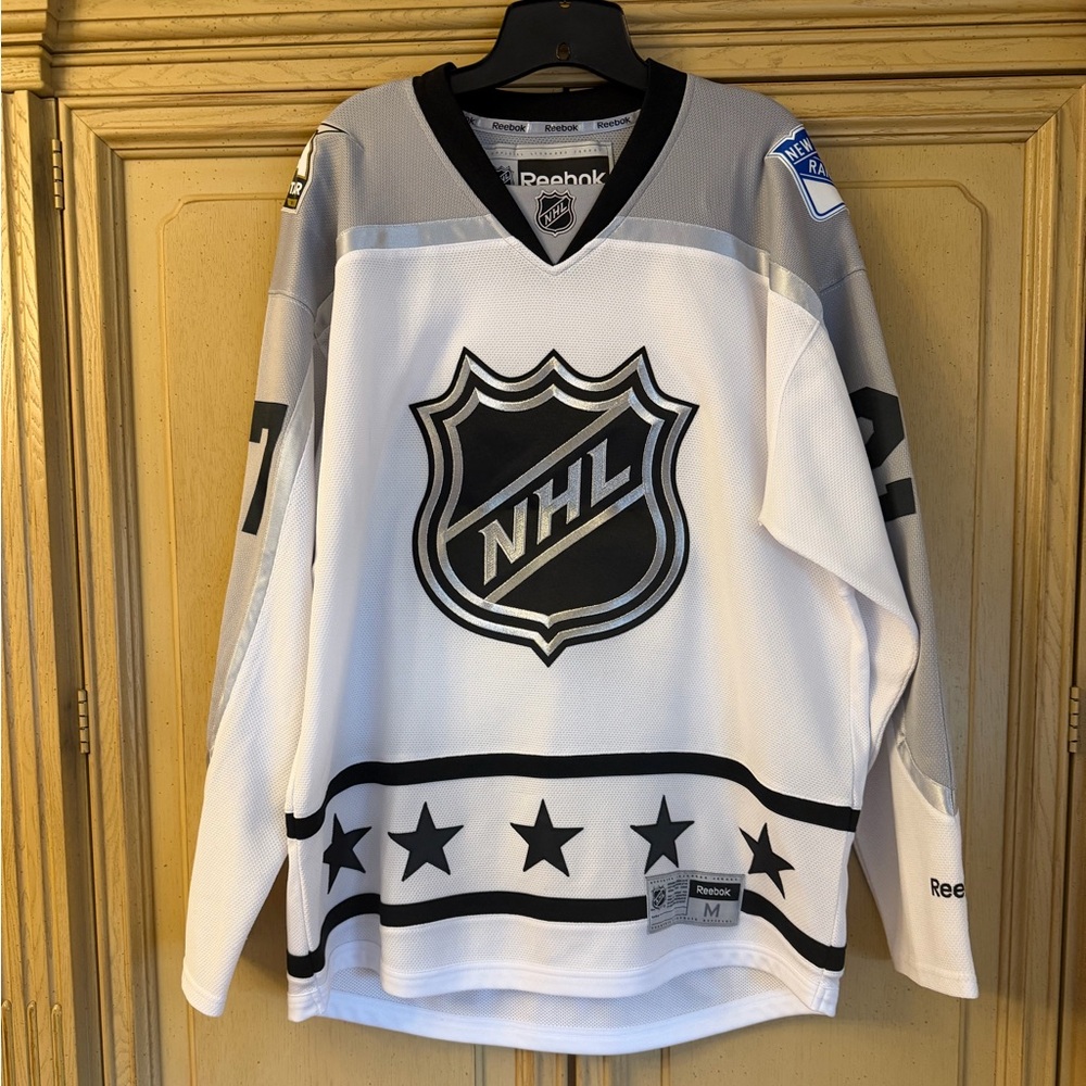 Rangers All Star 2017, Ryan McDonagh #27, NHL Jersey, size Medium.